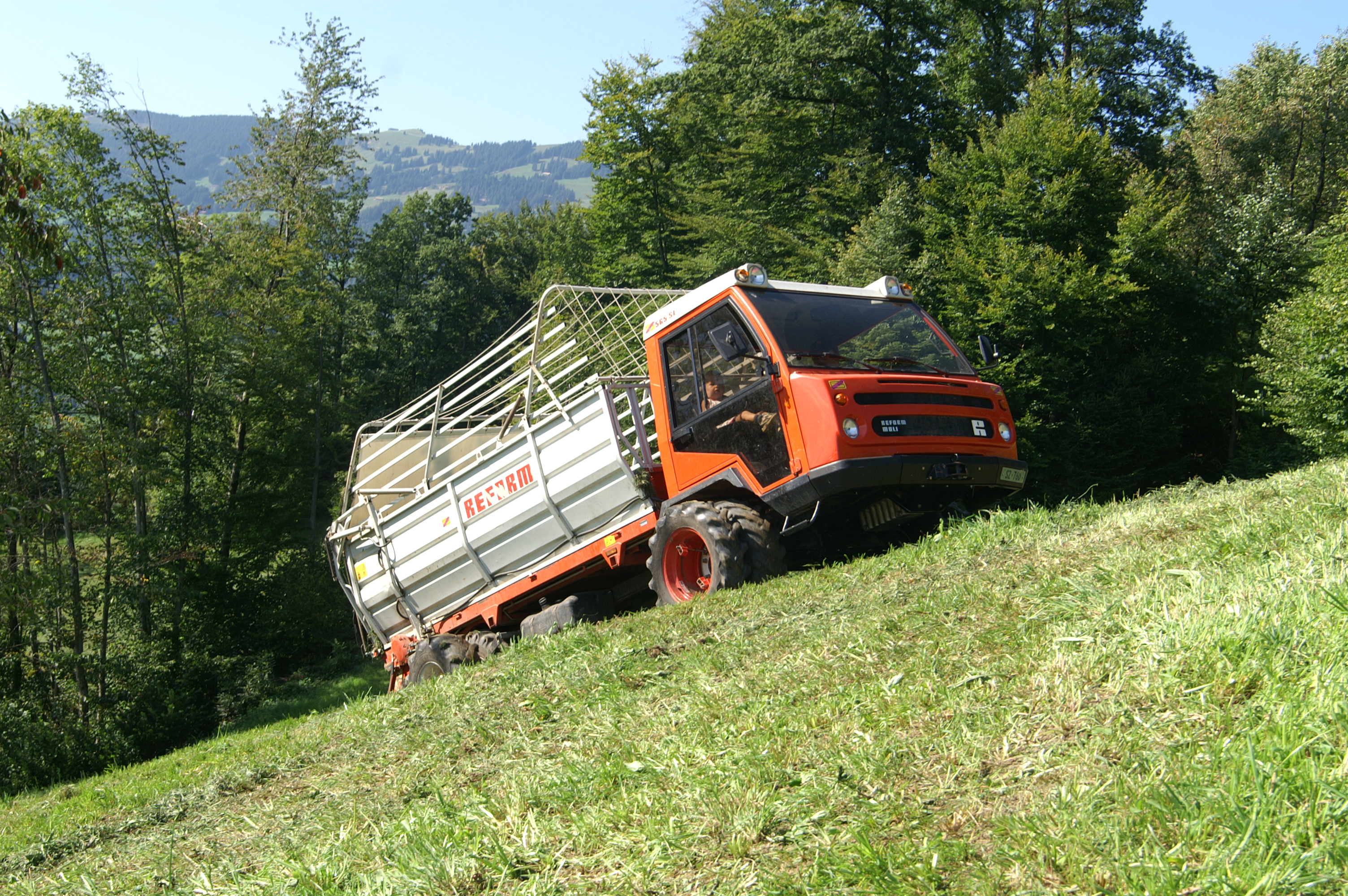 Copyright: A. Aeschbacher / agriculture.ch - Les accidents de véhicules sont la principale cause d'accidents dans le travail agricole. 