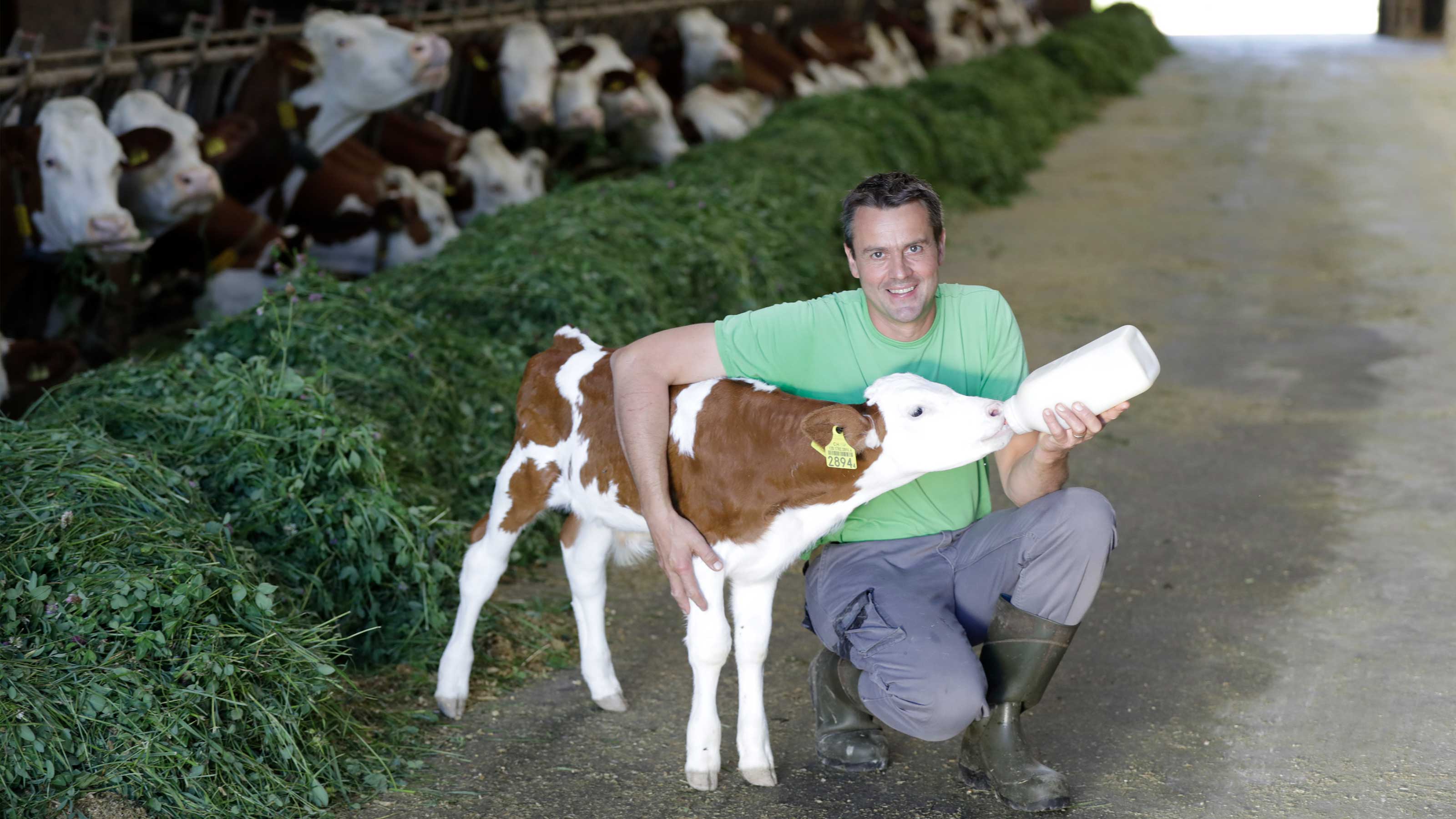 Copyright Asscoc. pour prix du lait équitable - Boris Beuret, président de PSL et agriculteur bio