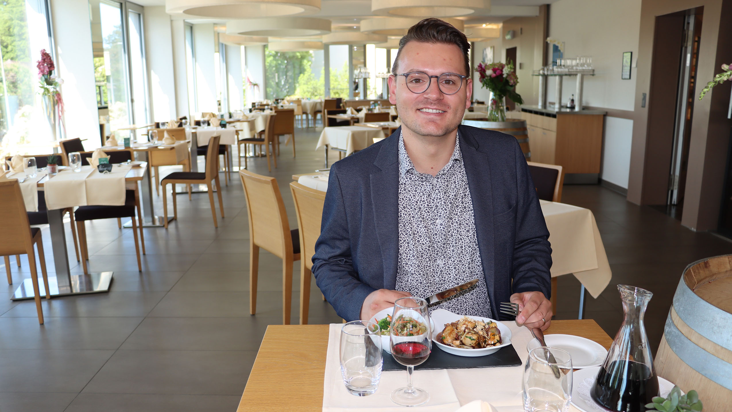 De retour dans le canton de Vaud où il s’est formé, le directeur de la FMAG, Roman Helfer, 32 ans, passe à la table des négociations, pour la défense des intérêts de ses huit organisations membres – photo EA