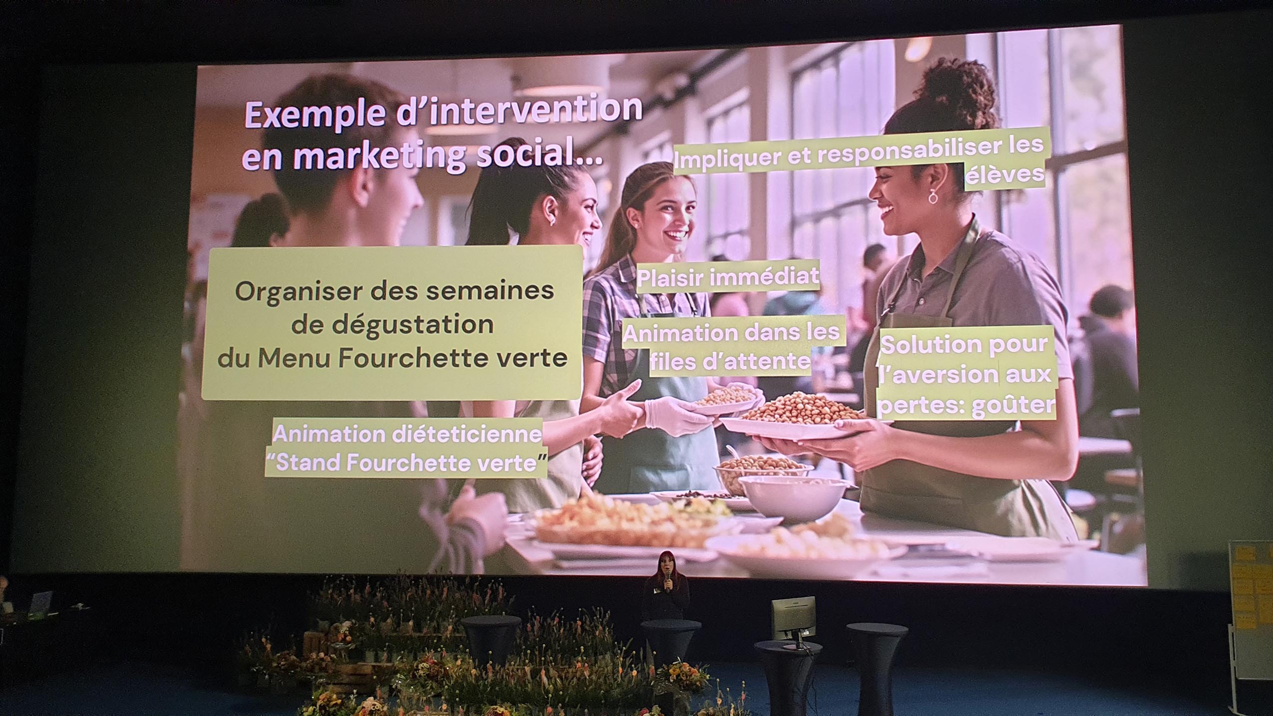 L’exposé de Stéphanie Amstutz, qui s’est intéressée au «marketing social» pour la Fondation O₂, a spécialement synthétisé les enjeux auprès des jeunes – photo EA