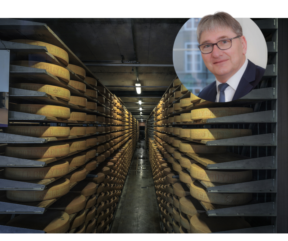 L'exportation de fromages suisses a enregistré une baisse de 7,5% par rapport à 2021. Directeur de Fromarte, Jacques Gygax (médaillon) espère que la situation va se stabiliser. (DR)